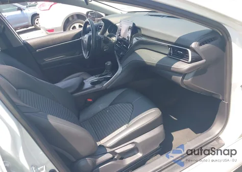 2023 Toyota Camry Se z USA, uszkodzony, nr VIN 4T1G11AK2PU137294